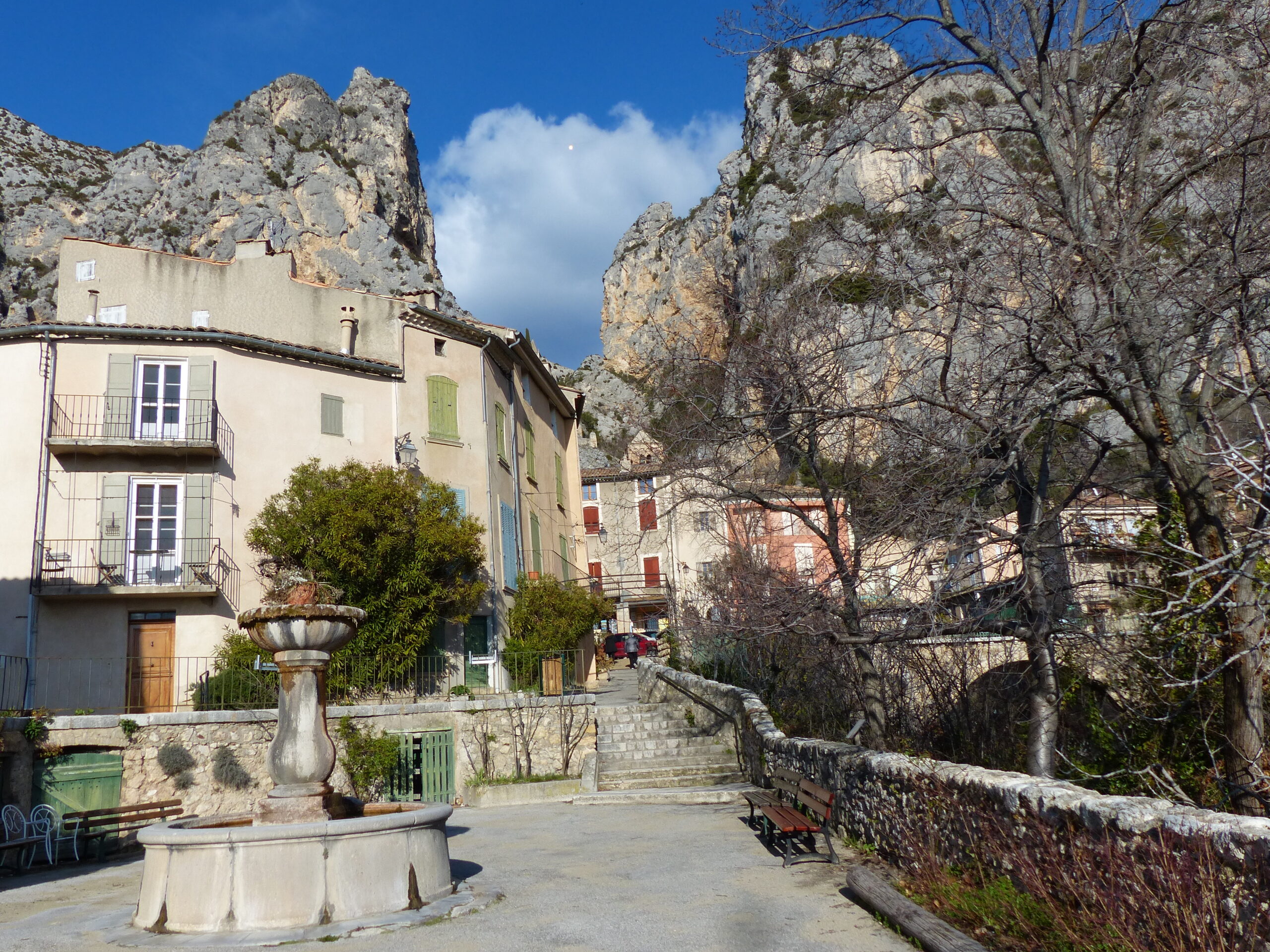 Le village de Moustiers